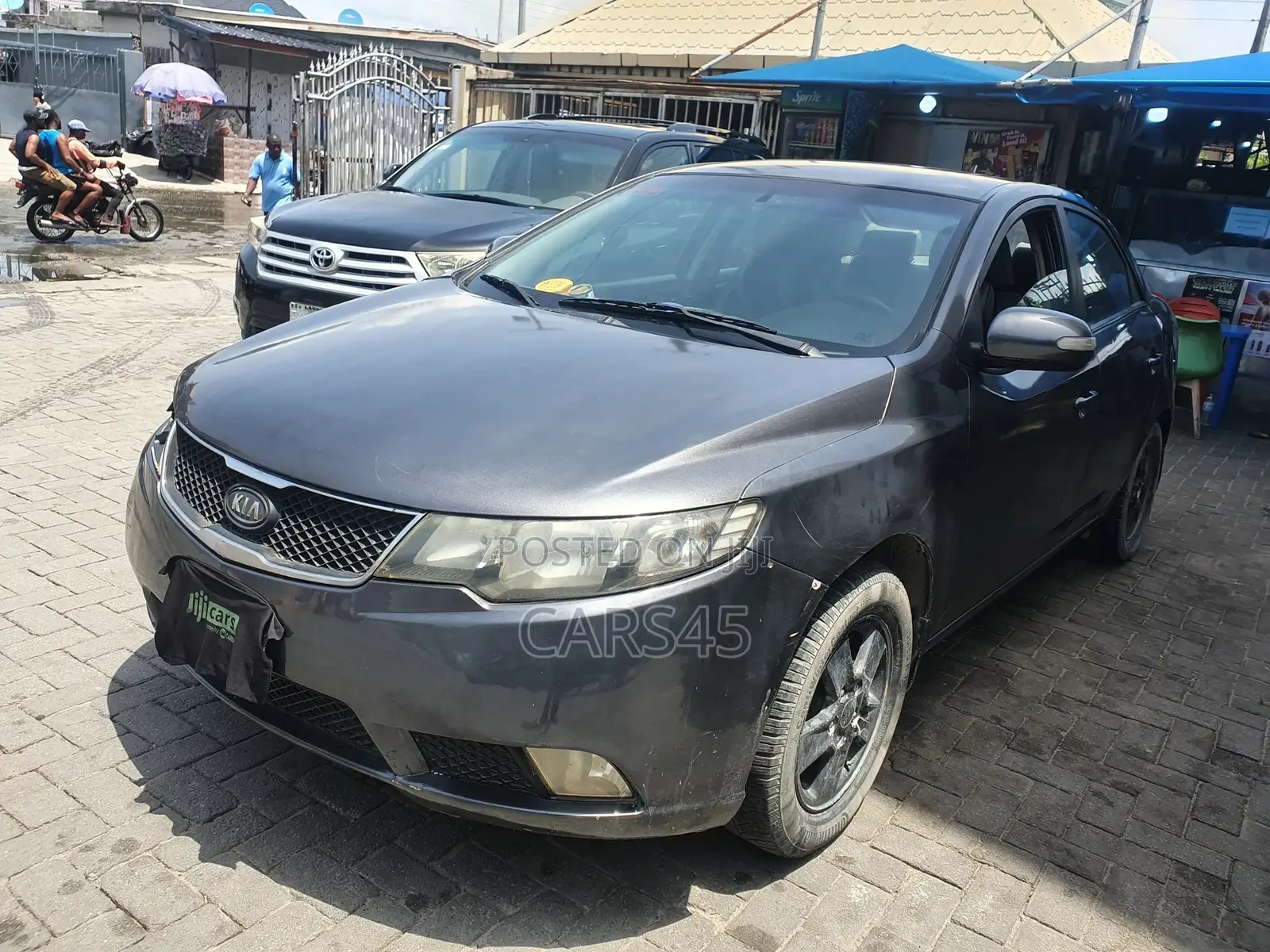 Kia Cerato 2010 Gray