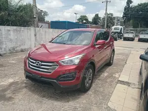Hyundai Santa Fe 2015 Red