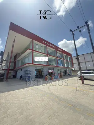 Prime Commercial Space for Lease