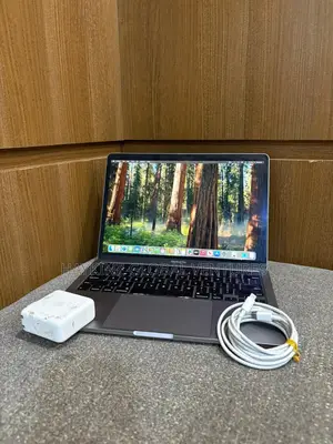 Laptop Apple MacBook Pro 2020 M1 8GB Intel Core i5 SSD 256GB