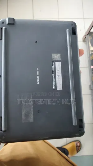 Laptop Dell Latitude 3189 8GB Intel SSD 128GB