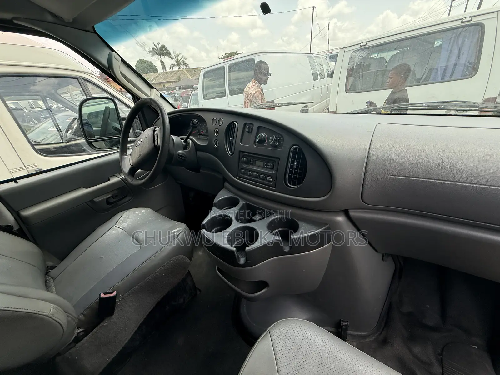 Ford E250 2010 White