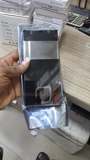 Samsung S24 Ultra Oled Screen