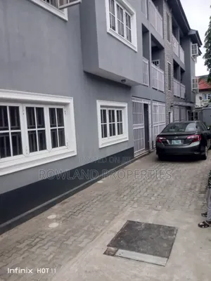 3bdrm Block of Flats in Mega Estate, Ado / Ajah for rent