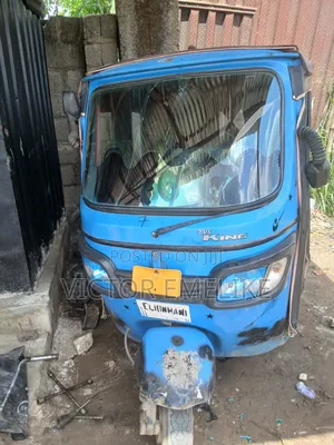 TVS King Deluxe Plus iTouch Start 2023 Blue