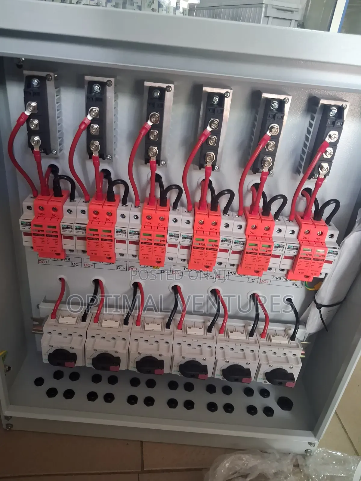 Pv Combiner Box (6 in 6 Out | Dc 1000v)