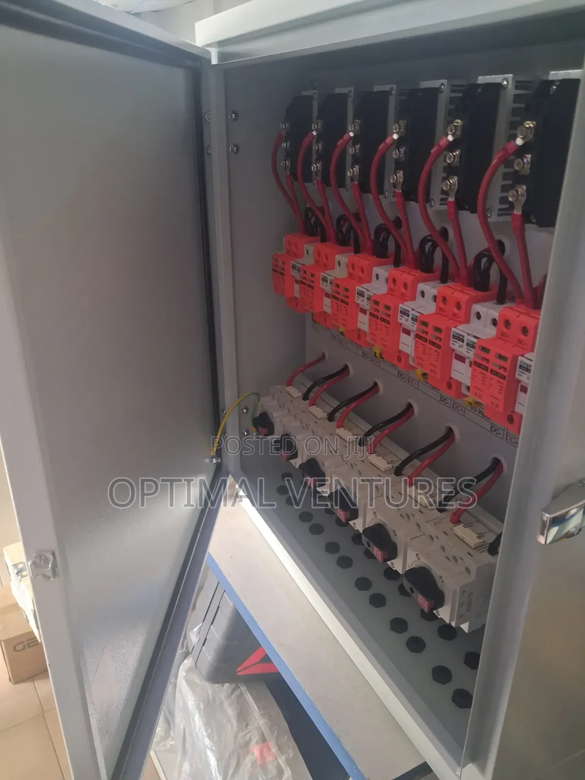 Pv Combiner Box (6 in 6 Out | Dc 1000v)