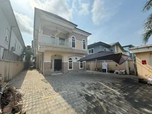 6bdrm Duplex in For Rent 6Bed Room for rent