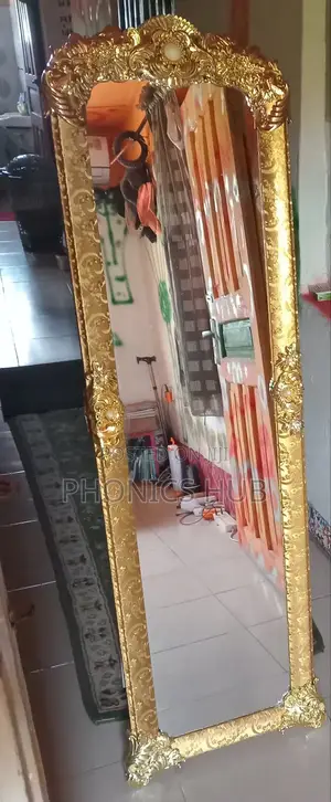 Generic Standing Mirror