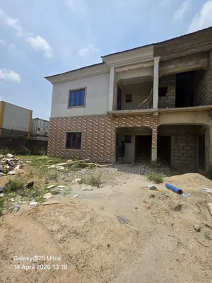 4bdrm Duplex in Csl Royal Homes, Lugbe District for sale