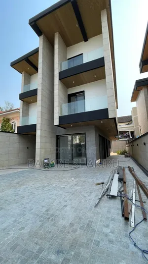 Furnished 5bdrm Townhouse/Terrace in Banana Island for sale