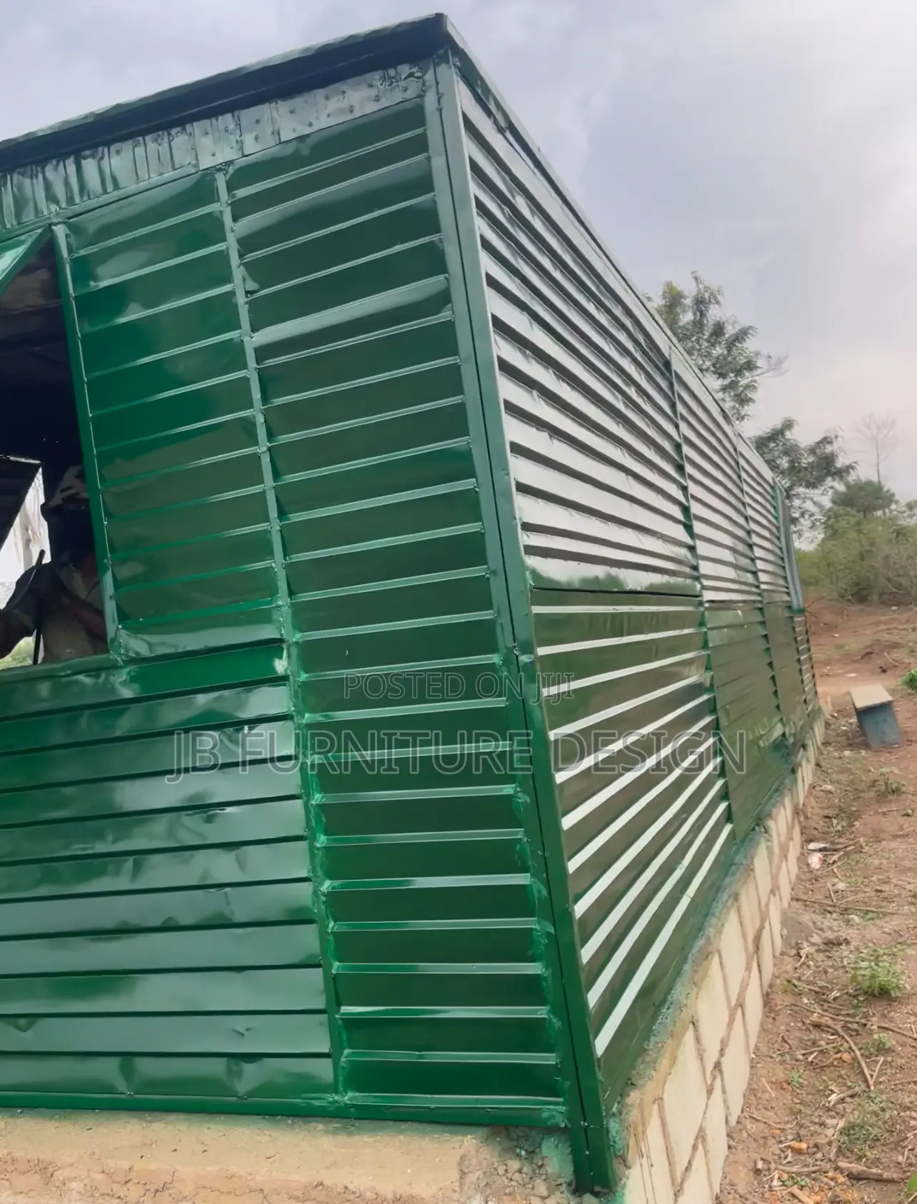 Building Container