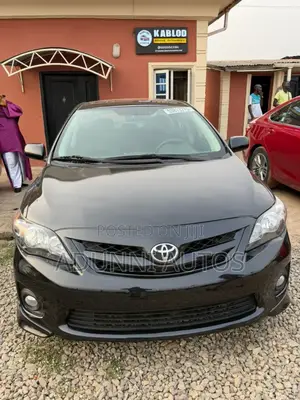 Toyota Corolla 2011 Black