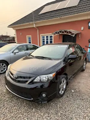 Toyota Corolla 2011 Black