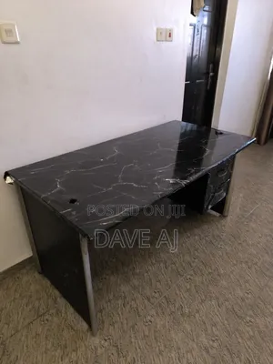 Executive Office Table – Strong Durable (4.1ft)