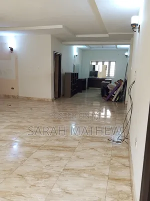 3bdrm Block of Flats in Wuye for rent