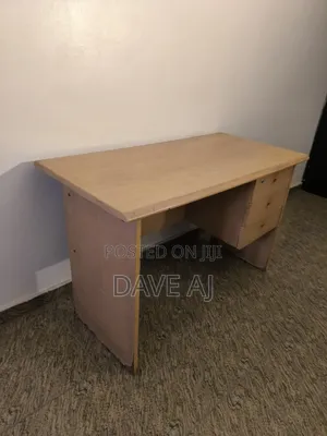 Compact Office Table – Durable Space Saving (4ft)
