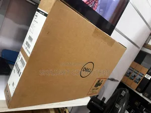 New Laptop Dell Latitude 3520 8GB Intel Core i5 SSD 250GB