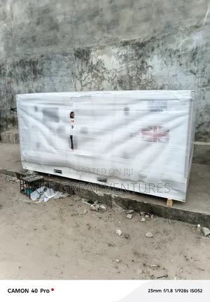 Brand New Perkins 200kva Soundproof Diesel Silent Lister Generator