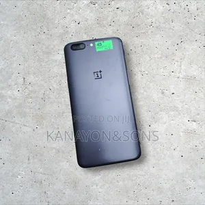 OnePlus 5 64 GB Black