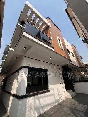 4bdrm Duplex in Lekki, Lagos Island / Lagos Island for sale