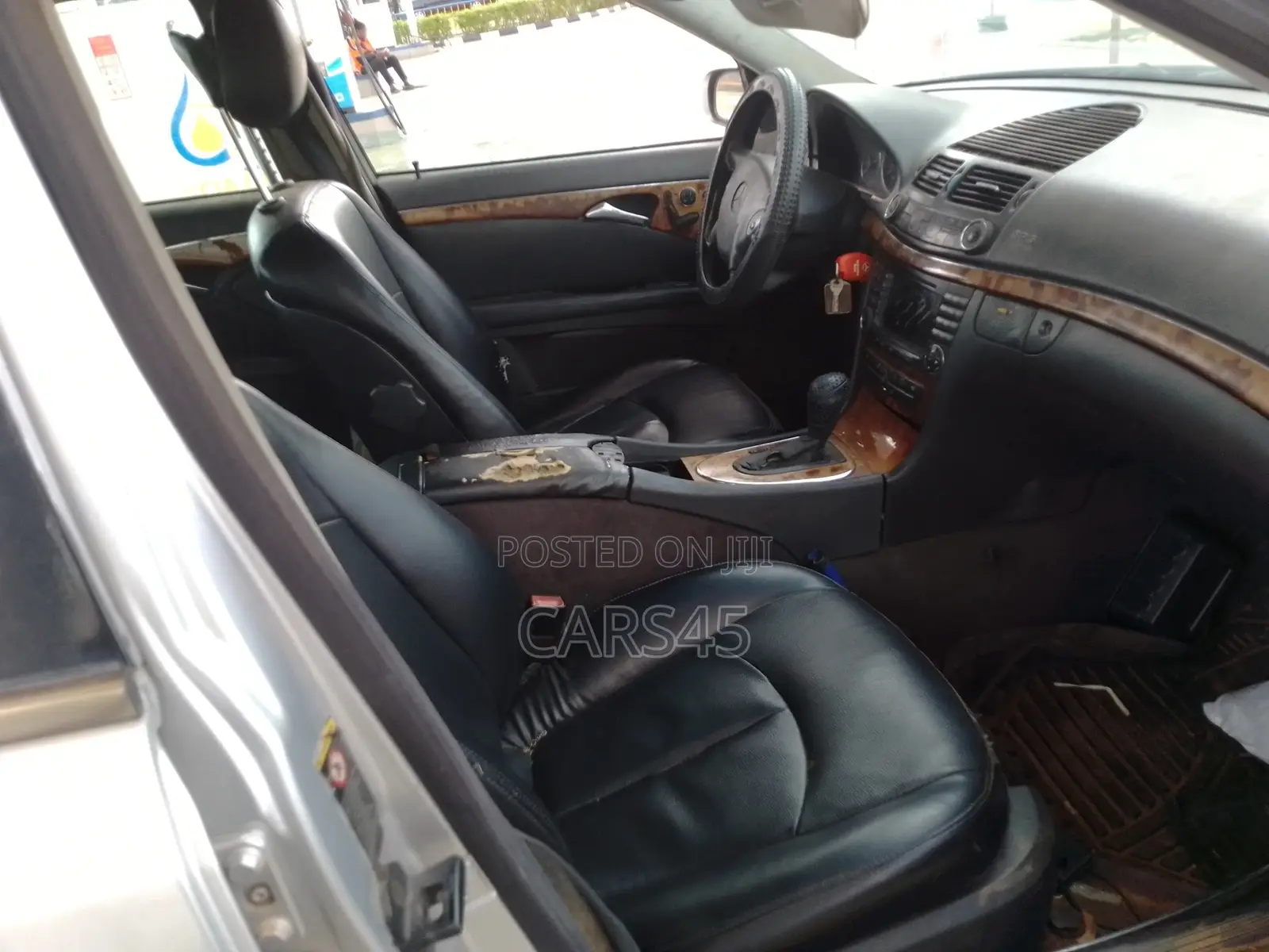 Mercedes-Benz E320 2004 Silver