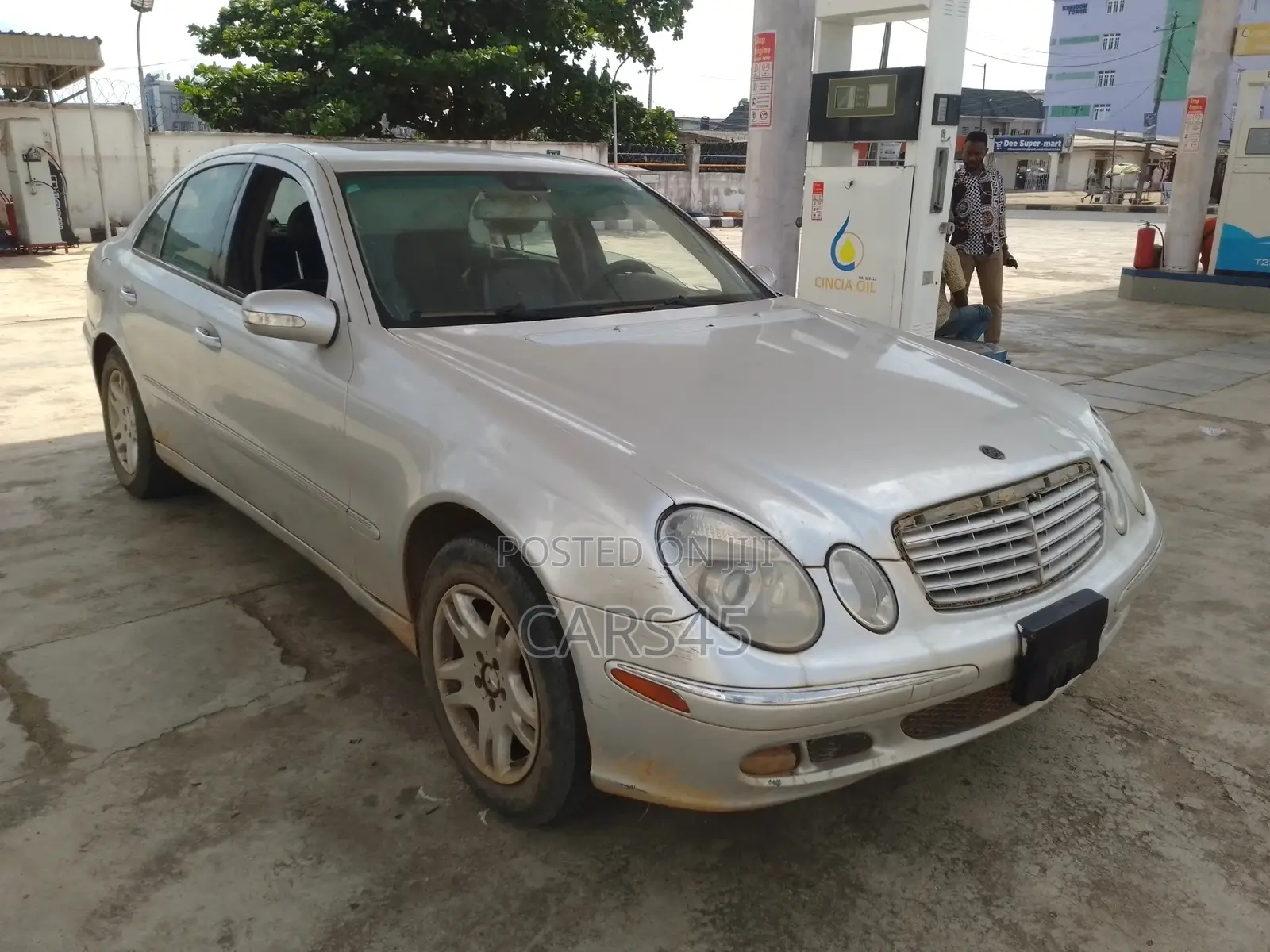 Mercedes-Benz E320 2004 Silver