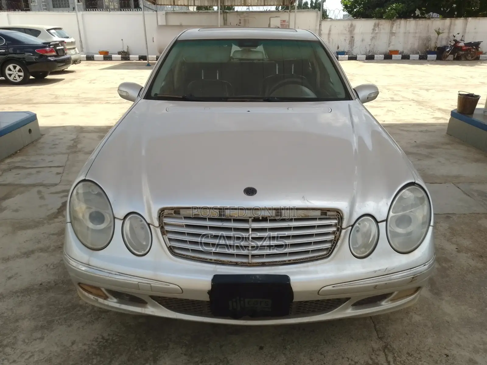 Mercedes-Benz E320 2004 Silver