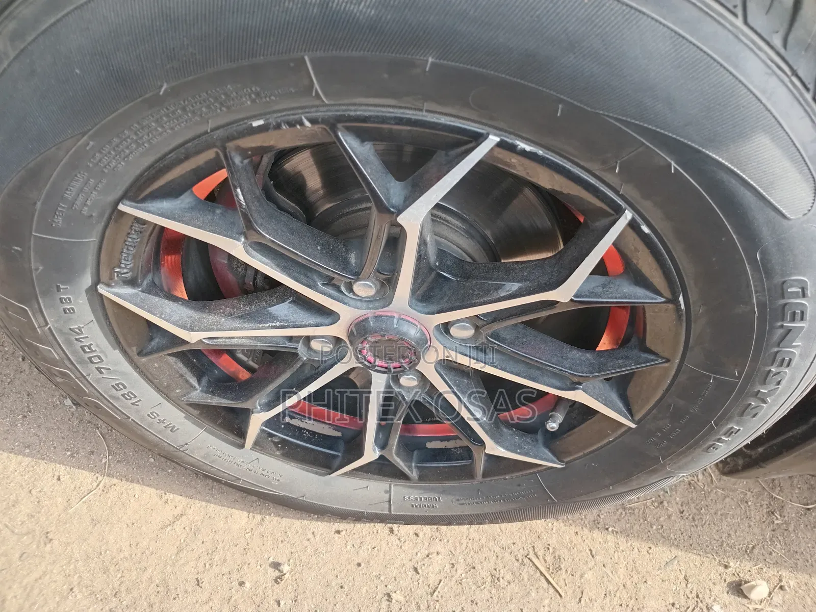 Ford Focus 2005 Red