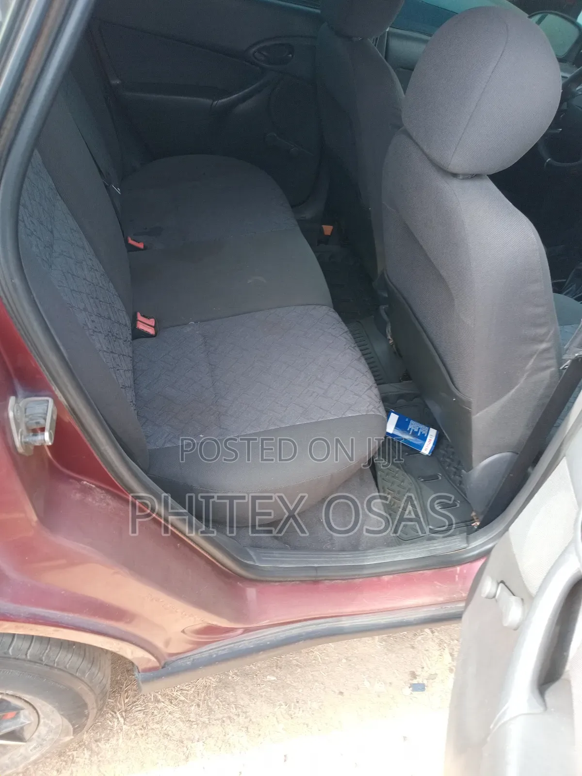 Ford Focus 2005 Red