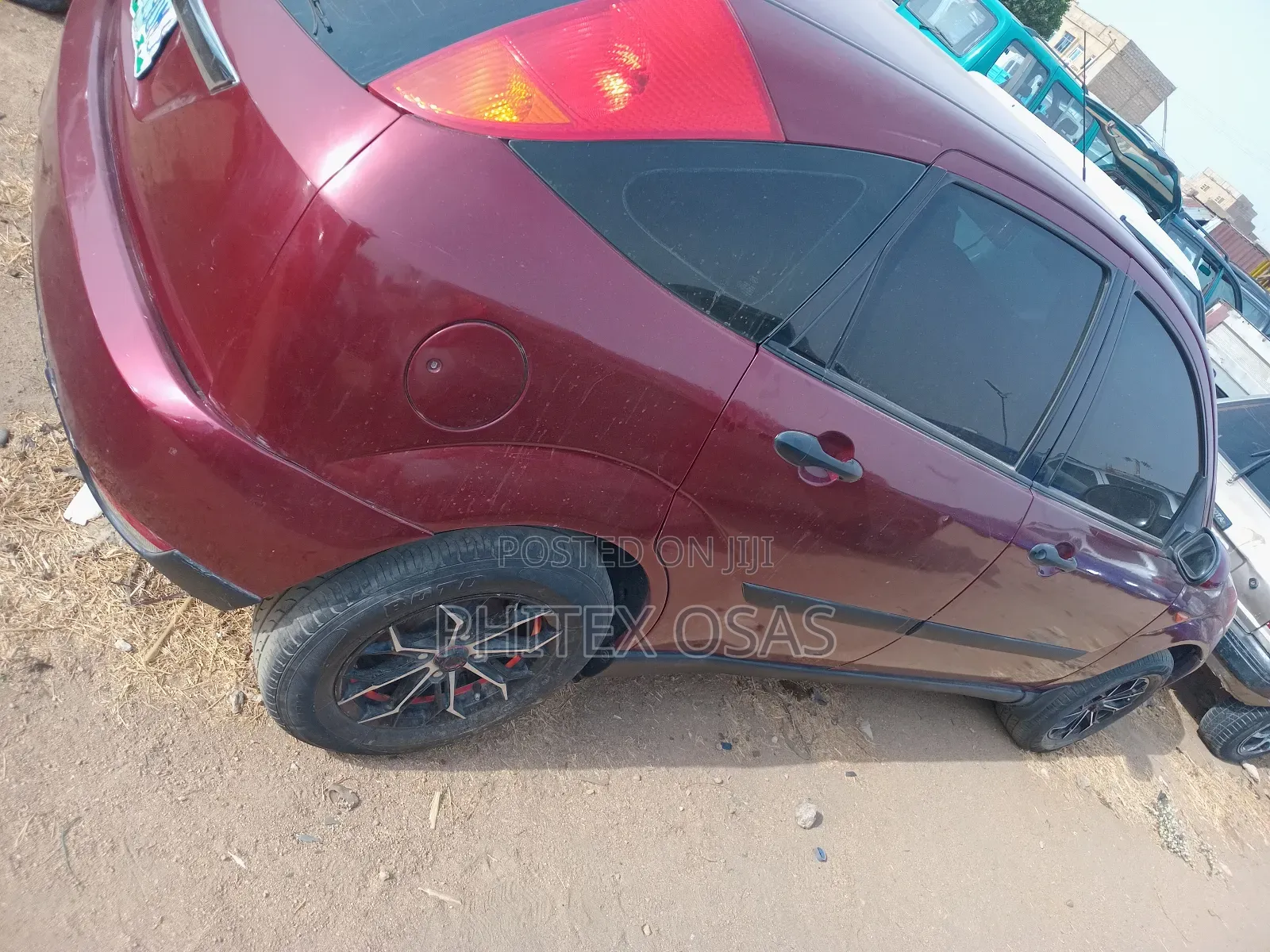 Ford Focus 2005 Red