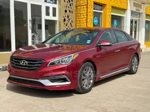 Hyundai Sonata Sport 4dr Sedan (2.4L 4cyl 6A) 2015 Red