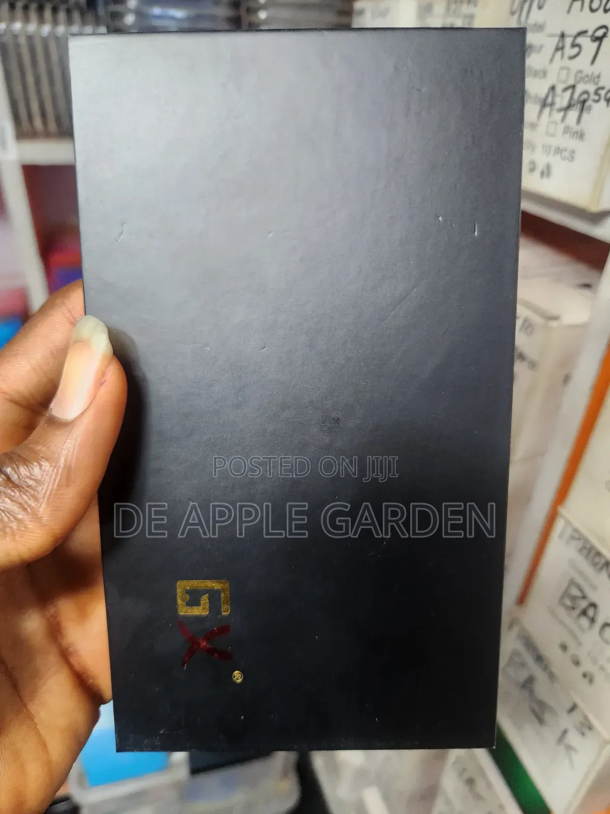 iPhone 16 Promax Screen