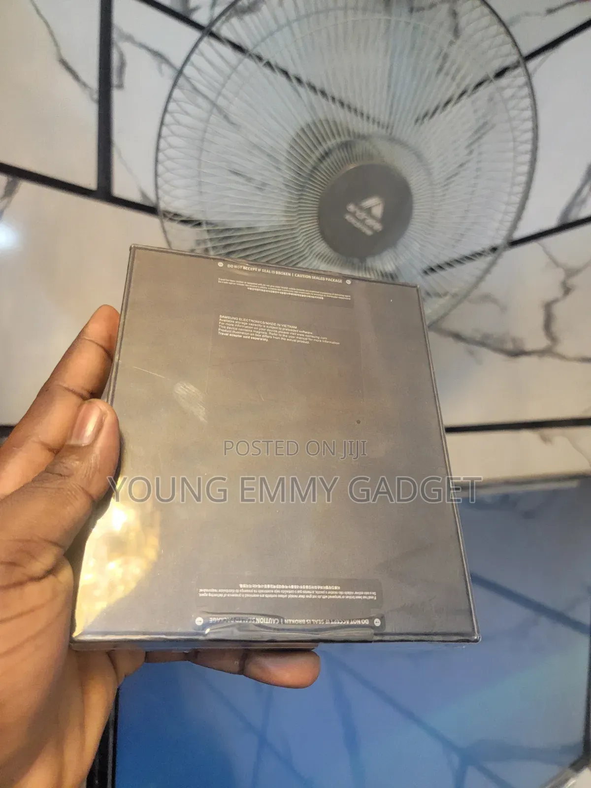 New Samsung Galaxy Fold 5G 512 GB Black