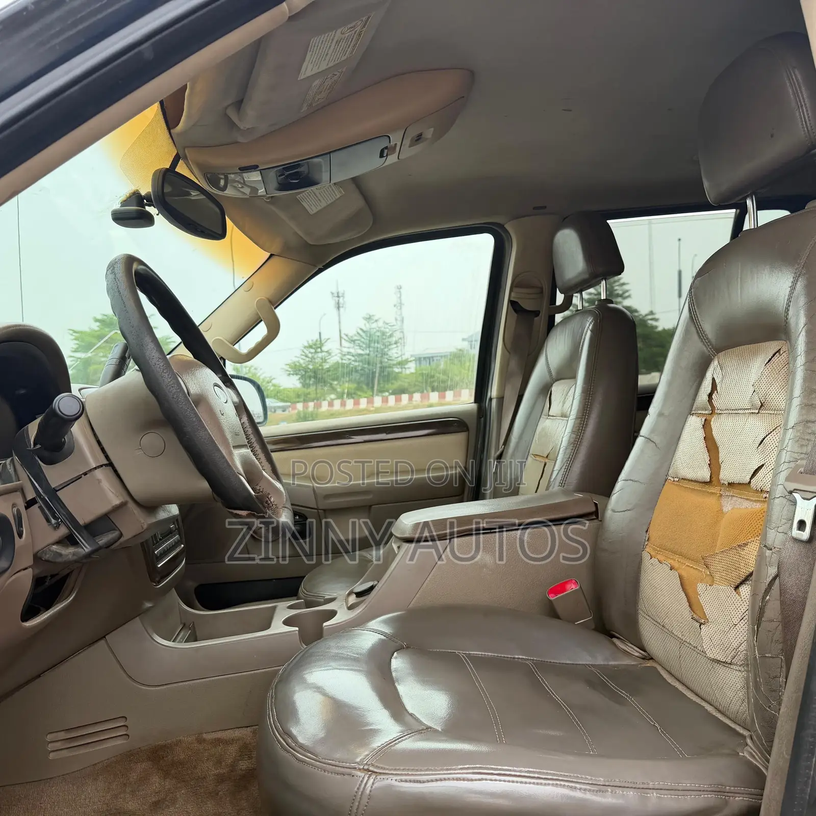 Ford Explorer 2002 Black