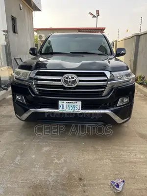 Toyota Land Cruiser 2014 Black