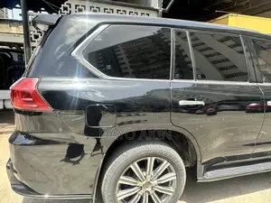 Lexus LX 2016 Black