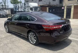 Toyota Avalon XLE Premium 4dr Sedan (3.5L 6cyl 6A) 2015 Maroon