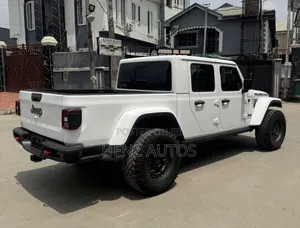 Jeep Gladiator 2020 White