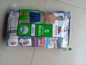 Fruit of the Loom Boxers, 5-Pack of Tag-Free, Relaxed-Fit Boxers.