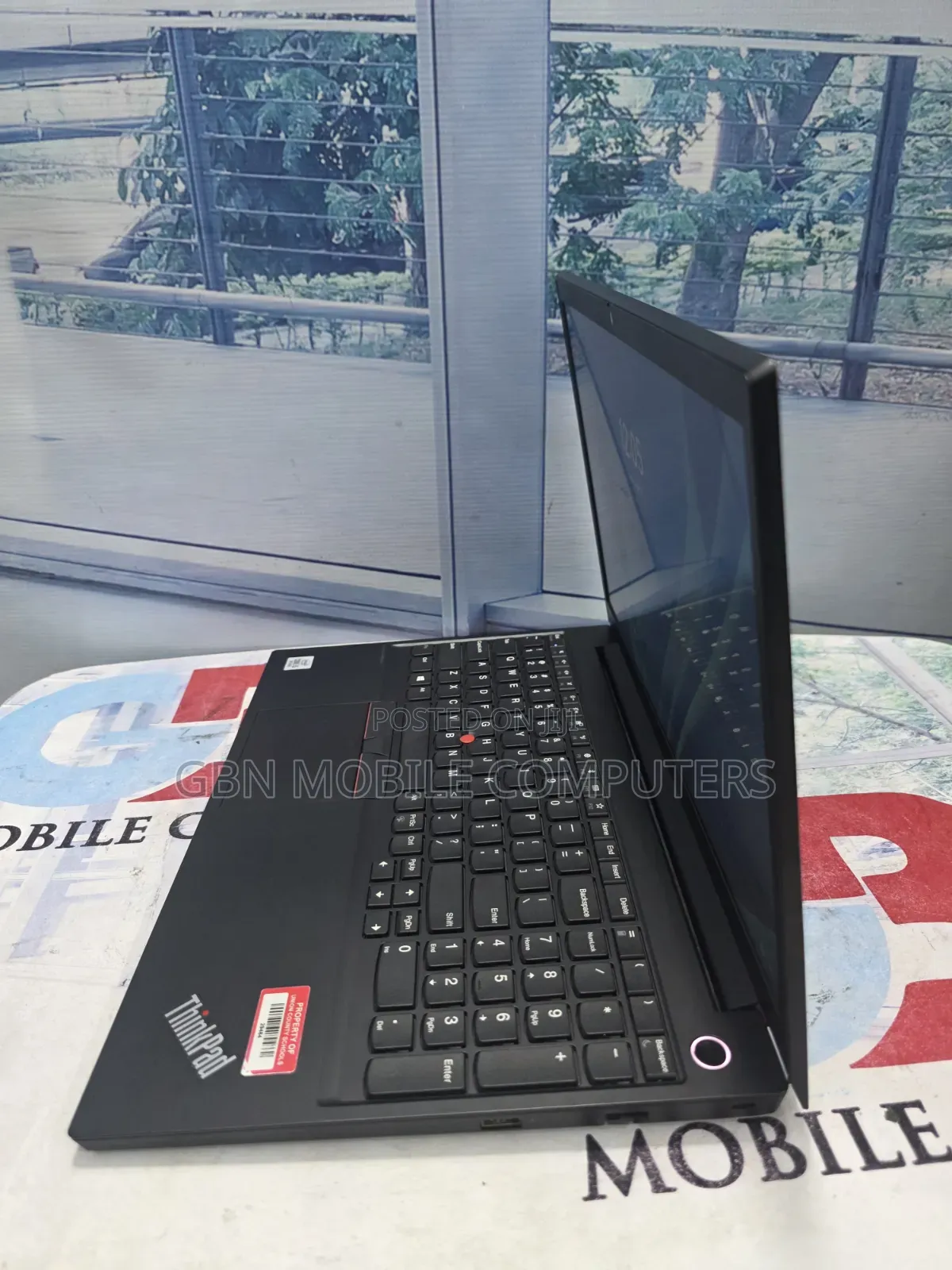 Laptop Lenovo Thinkpad E15 8GB Intel SSD 256GB