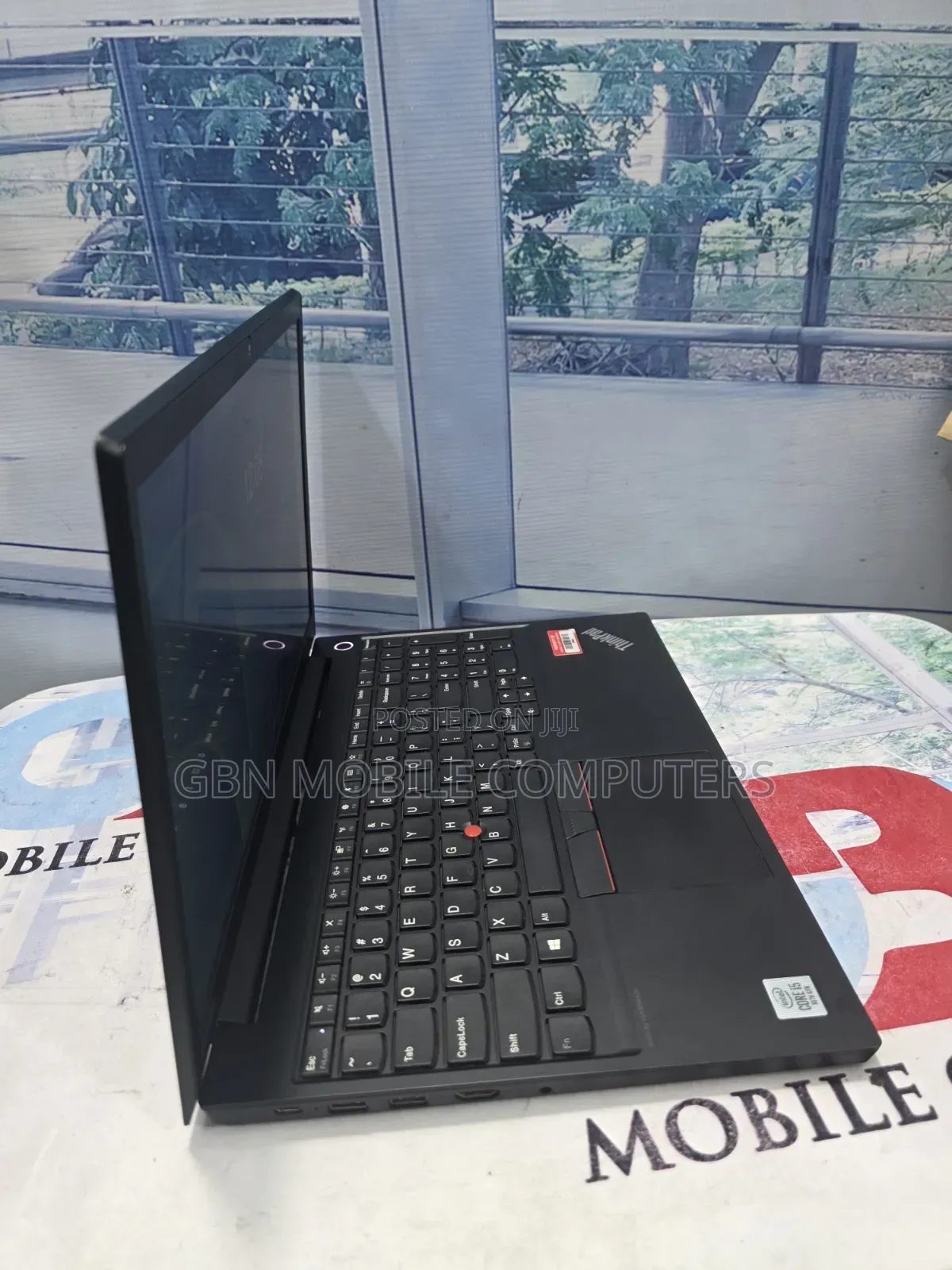 Laptop Lenovo Thinkpad E15 8GB Intel SSD 256GB