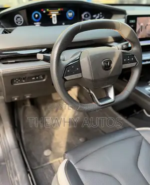 New Changan UNI-V 1.5 Petrol FWD 2023 Gray