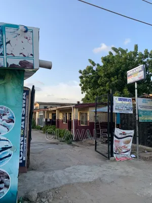 Shop to Let