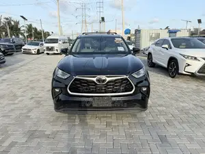 Toyota Highlander XLE 2021 Black
