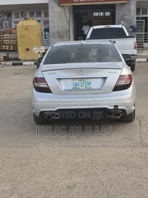 Mercedes-Benz C350 2010 Gray
