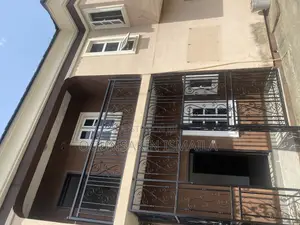 5bdrm Duplex in Adeniyi Jones for rent