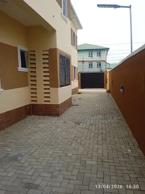 3bdrm Block of Flats in Lagos Island / Lagos Island for rent