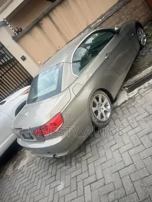 BMW 335i 2010 Gold