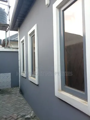 1bdrm Bungalow in Akesan for rent